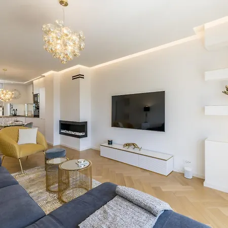 Splendido With Panoramic View - Private Parking Lejlighed
