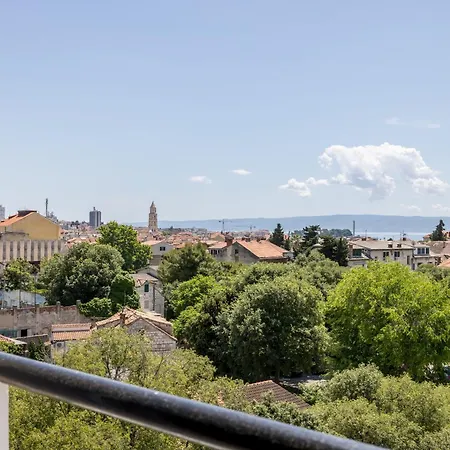 Splendido With Panoramic View - Private Parking Lejlighed